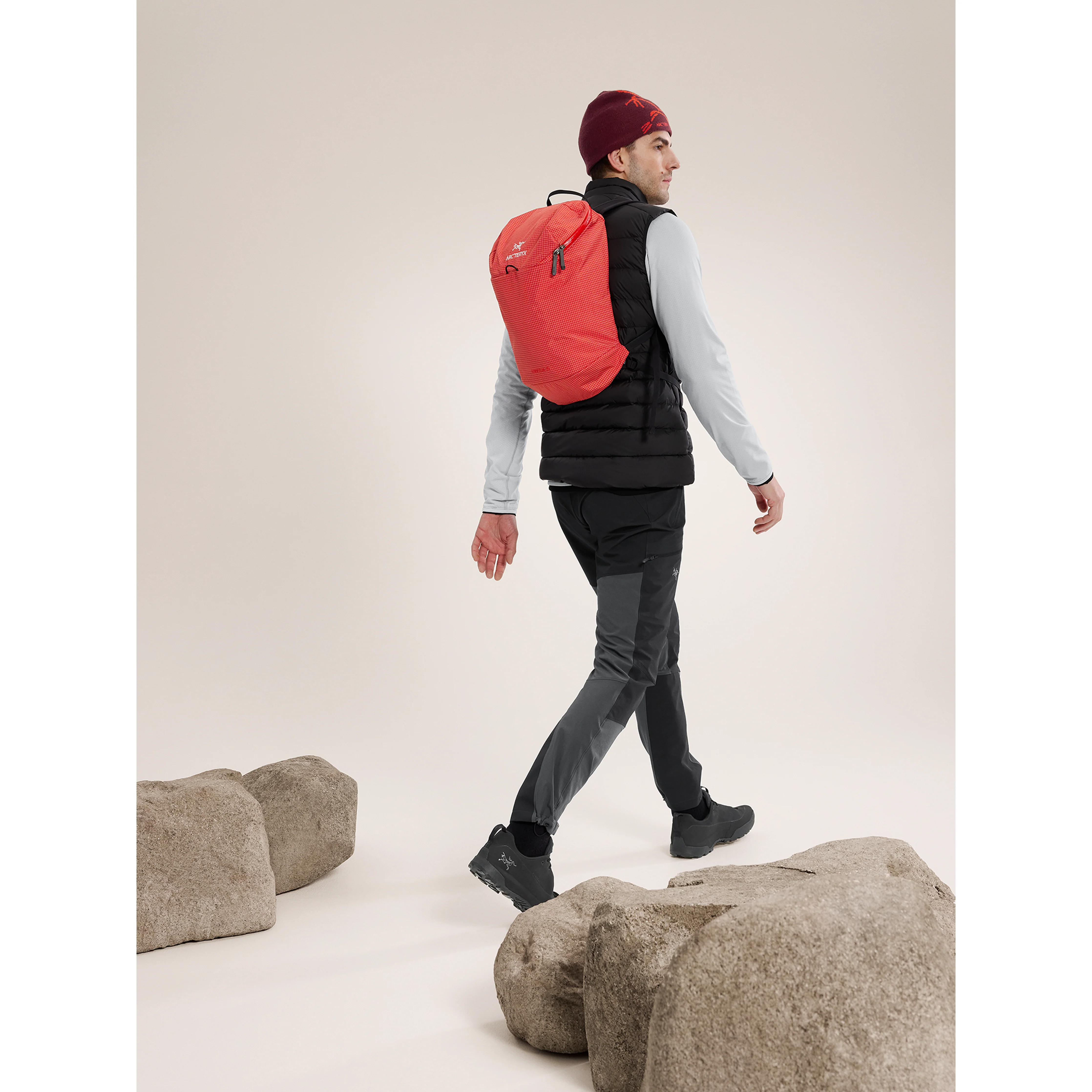 Arc'teryx Konseal 15 Backpack - Image 29