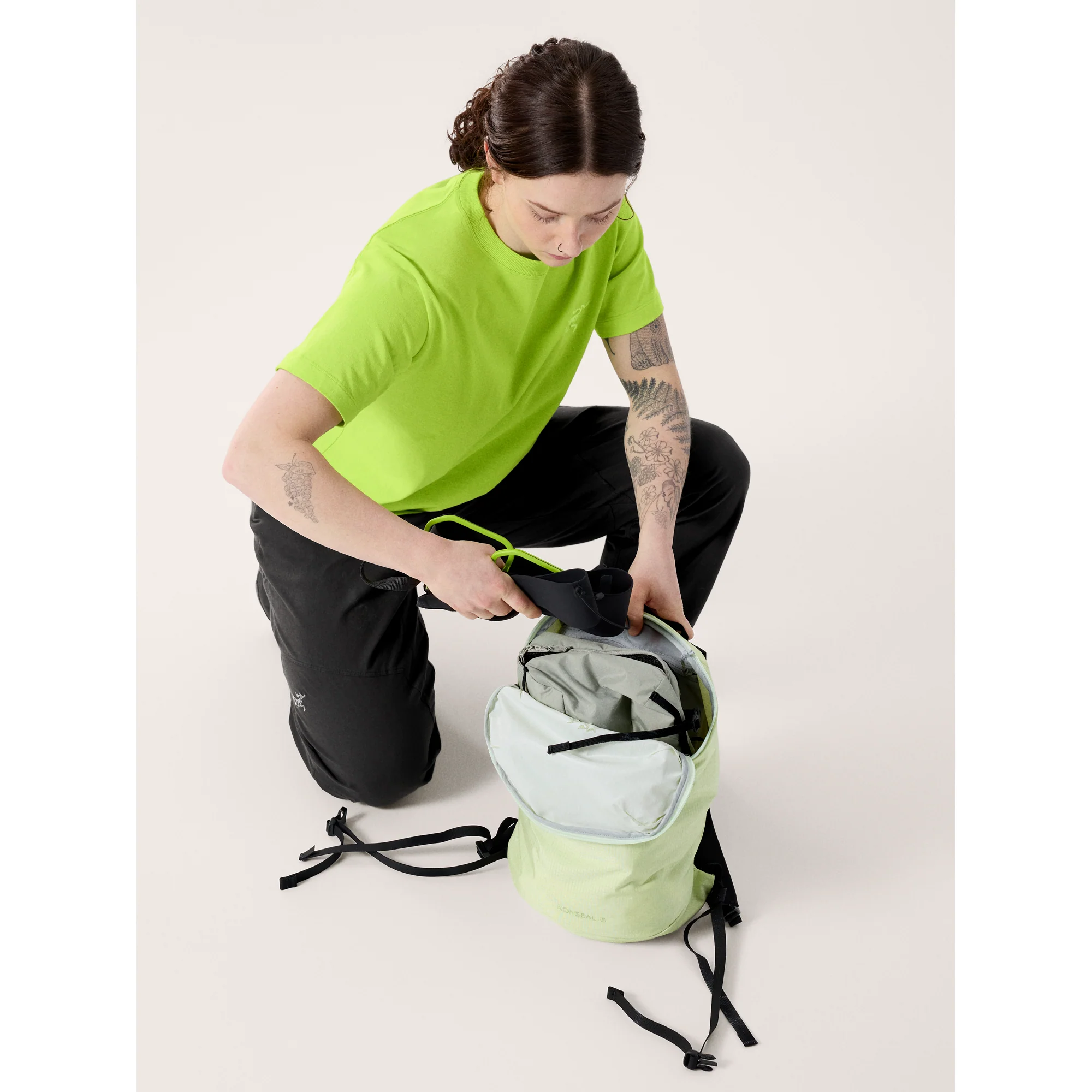 Arc'teryx Konseal 15 Backpack - Image 38