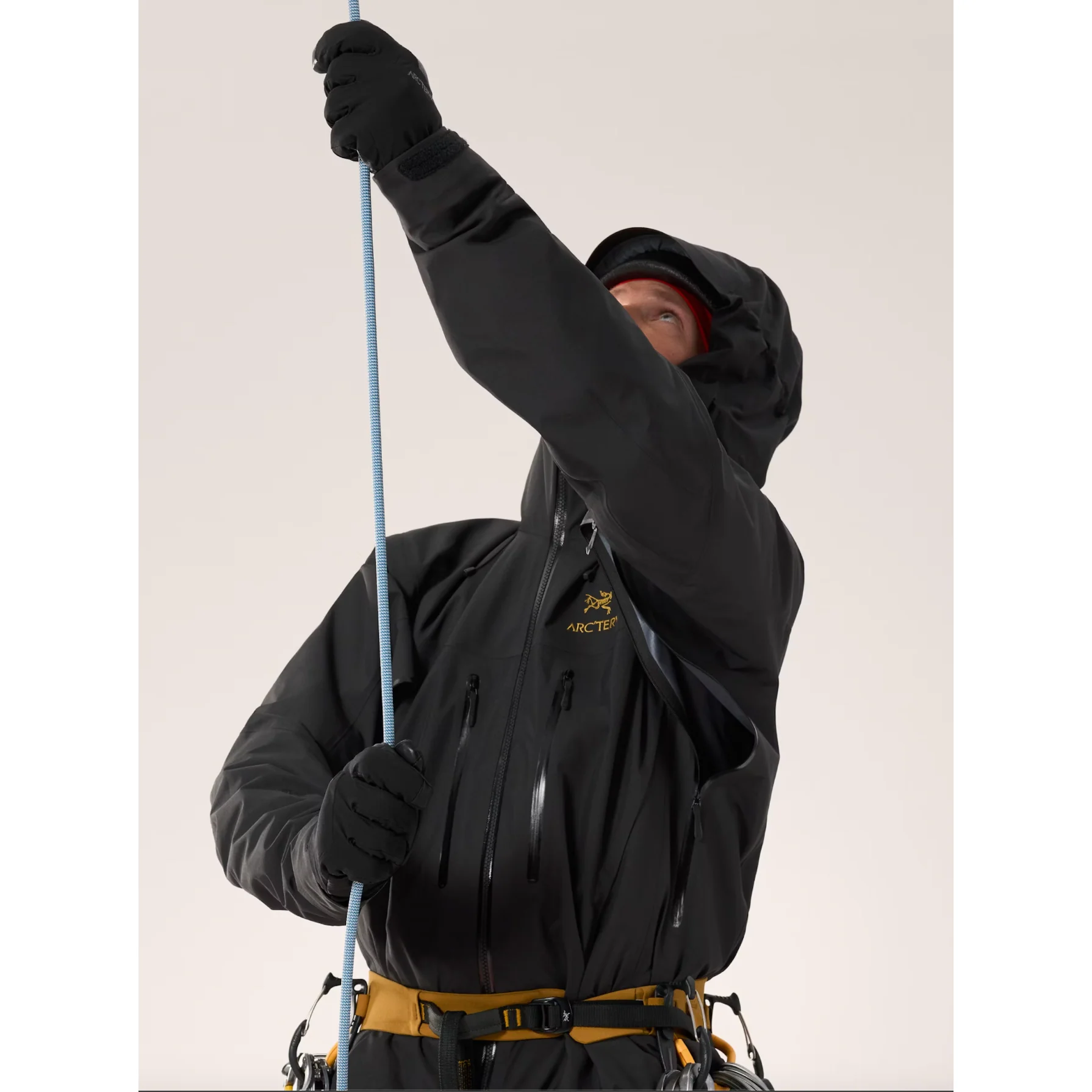 Arc'teryx Men's Alpha SV Jacket - Image 7