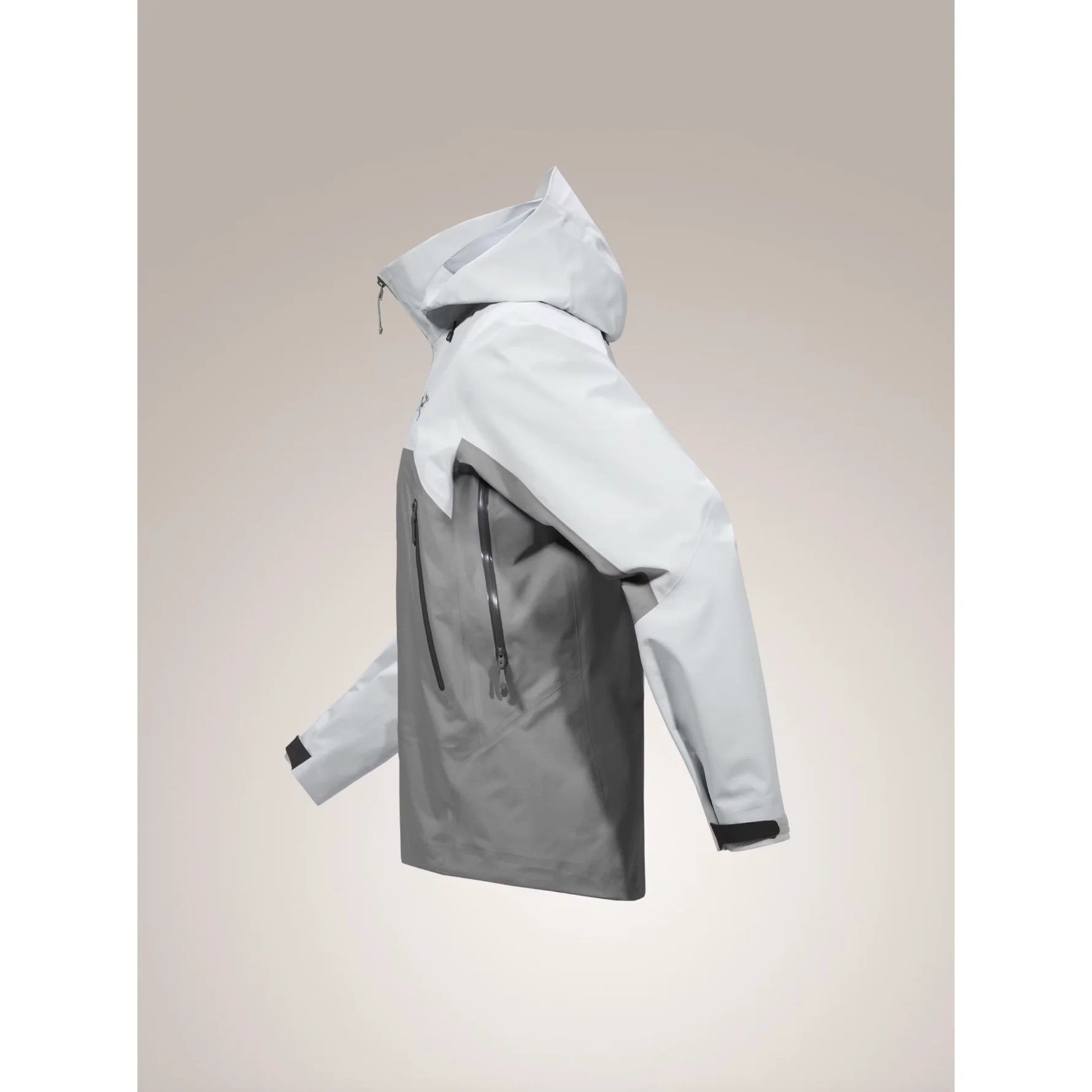 Arc'teryx Men's Beta AR Jacket - Image 11