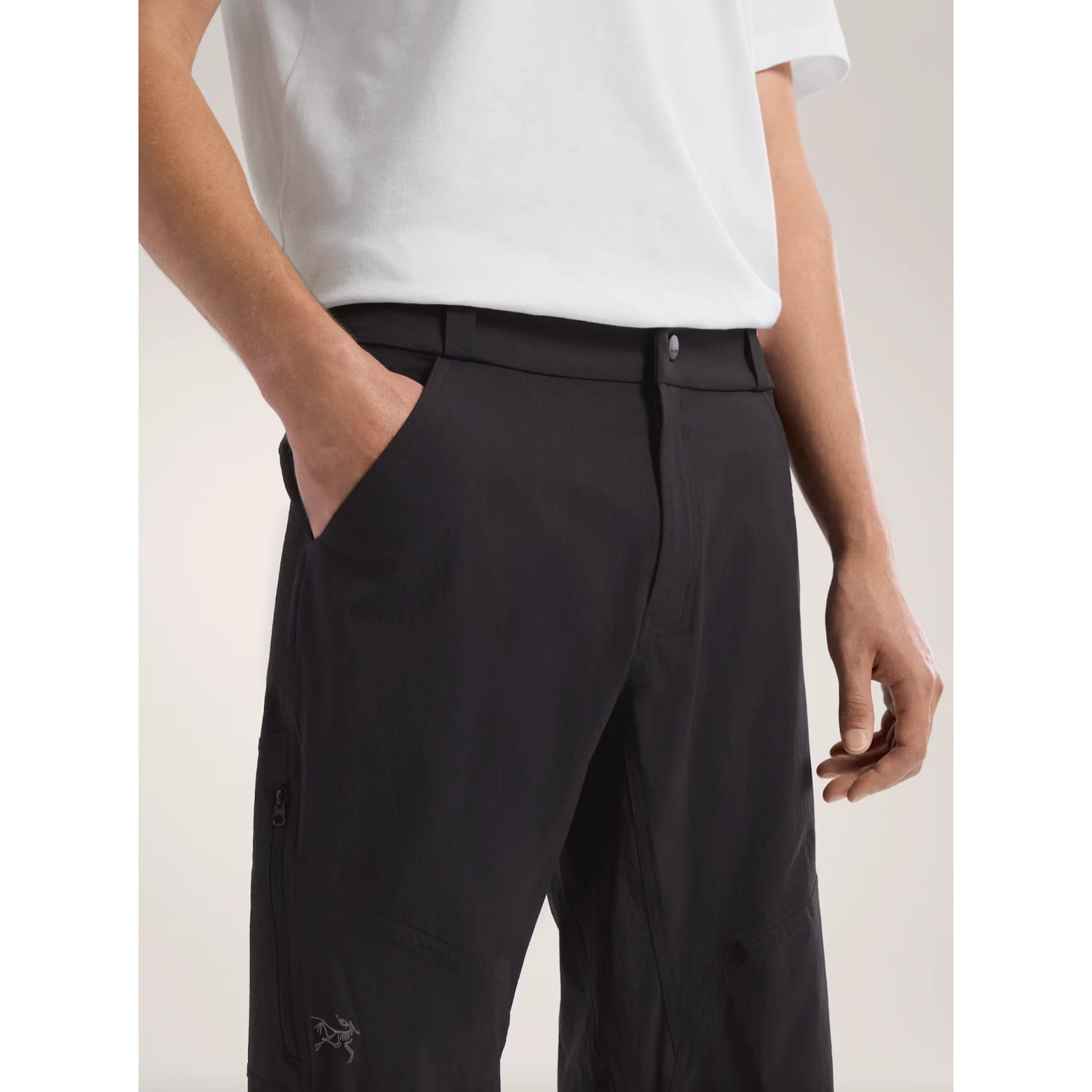 Arc'teryx Men's Cronin Pant in Black - Image 6