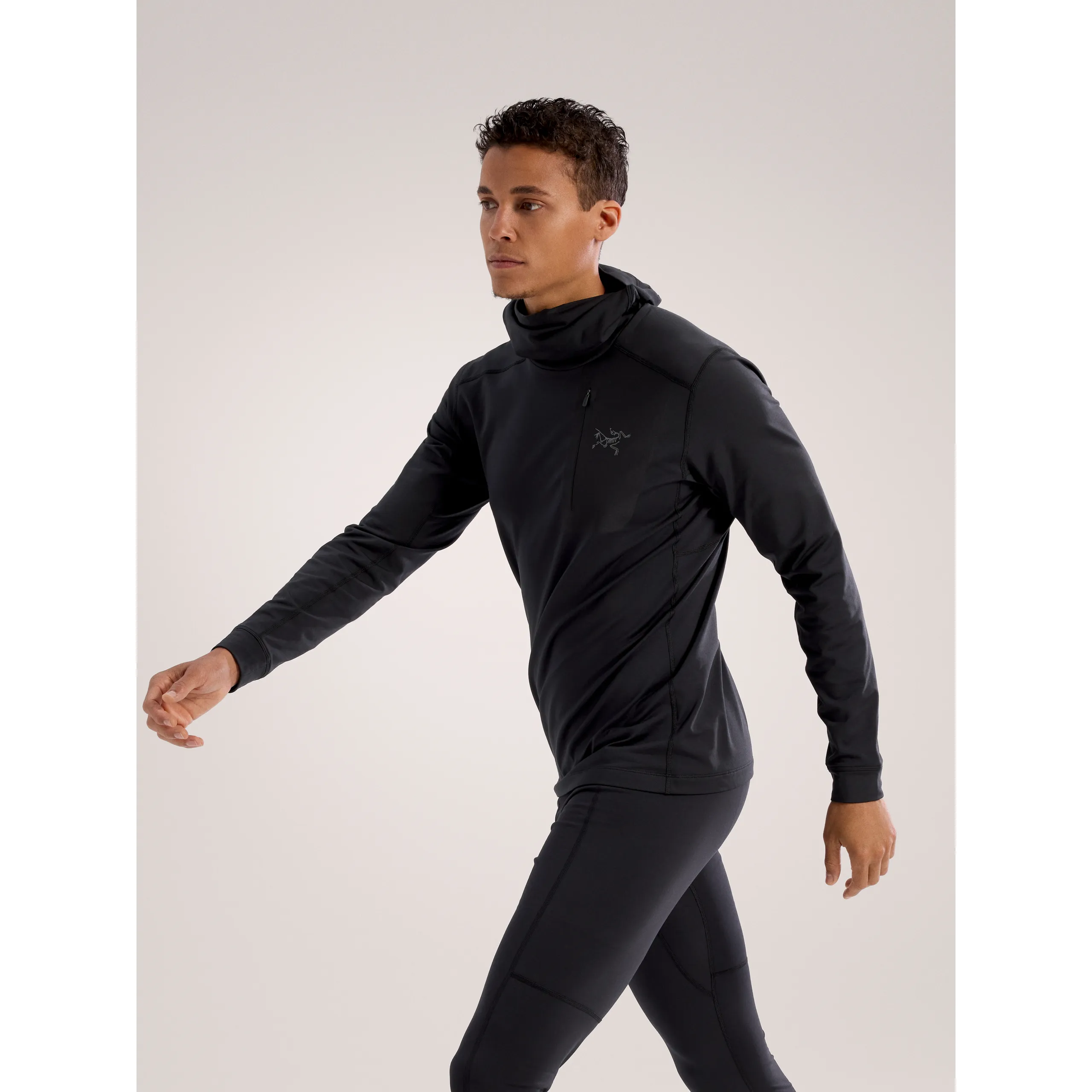 Arc'teryx Men's Rho LT Hoody in Black - Image 5