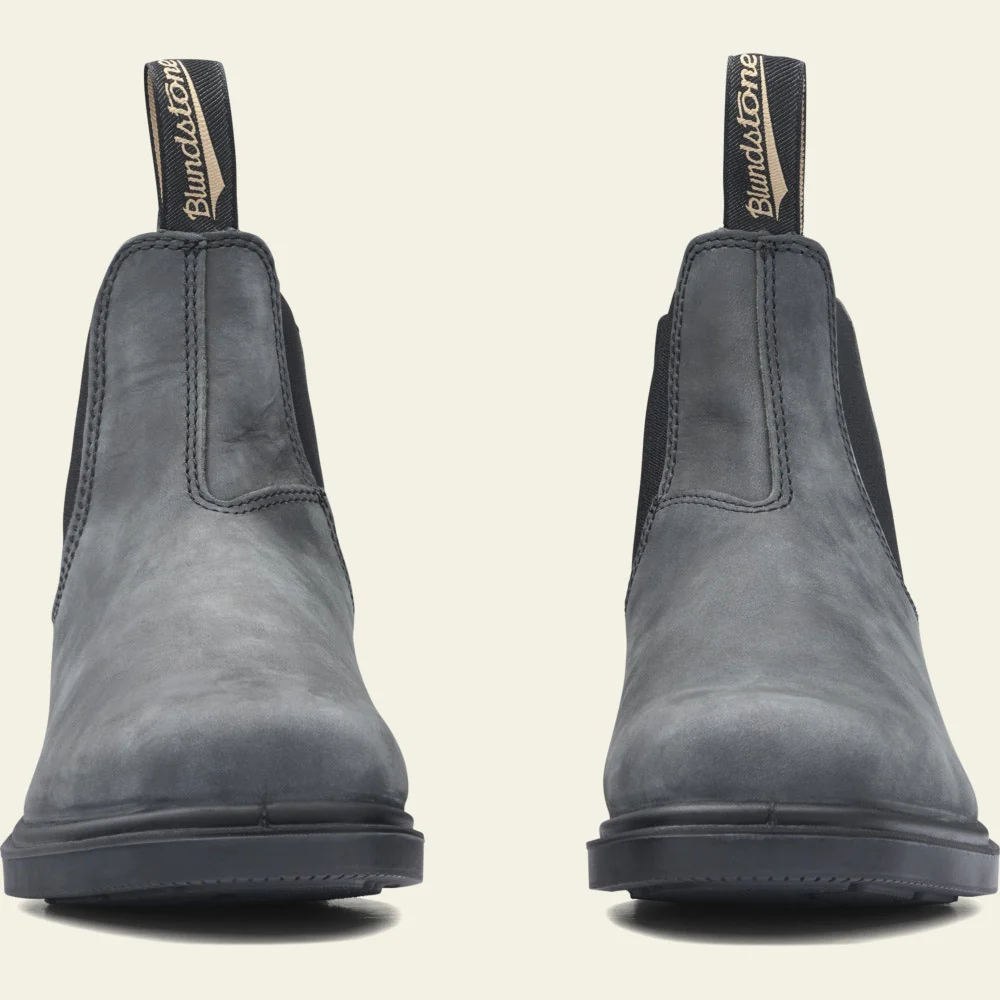 Blundstone 1308 Premium Leather Chelsea Boots in Rustic Black - Image 5