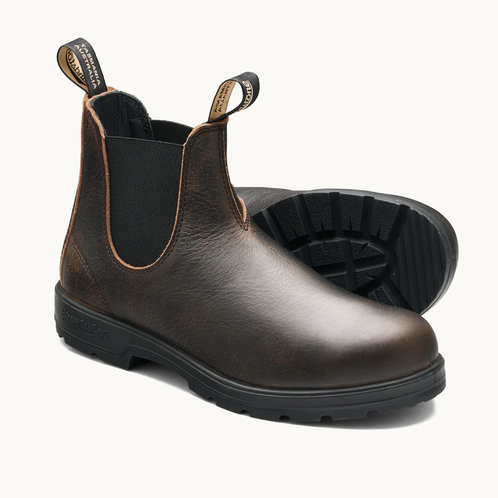 Blundstone Classics 2440 Chelsea Boot in Vintage Brown - Image 3
