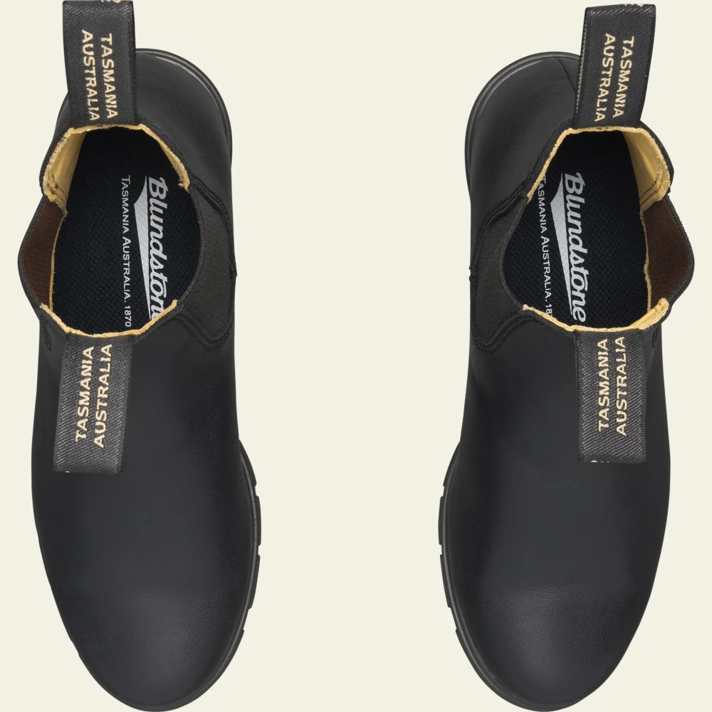 Blundstone Women's Series 1671 Heeled Boots in Black - Image 4