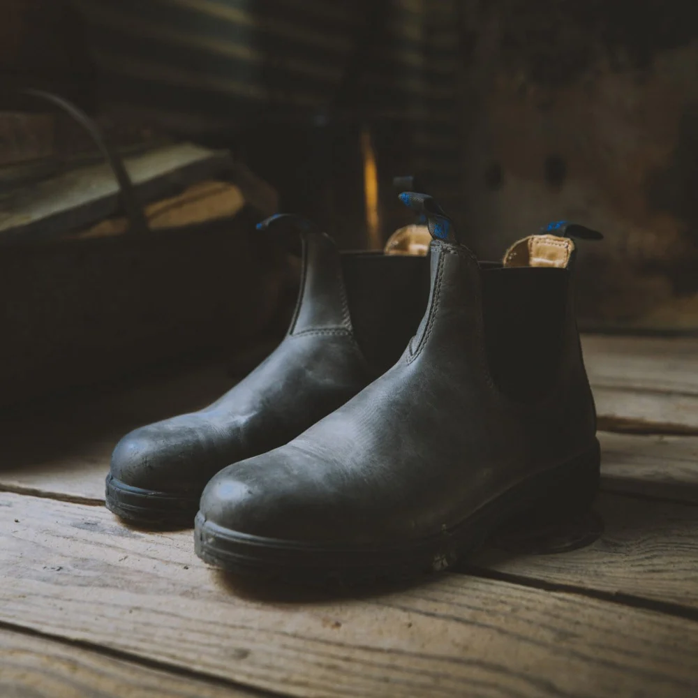 Blundstone Thermal 566 Chelsea Boot in Black - Image 3