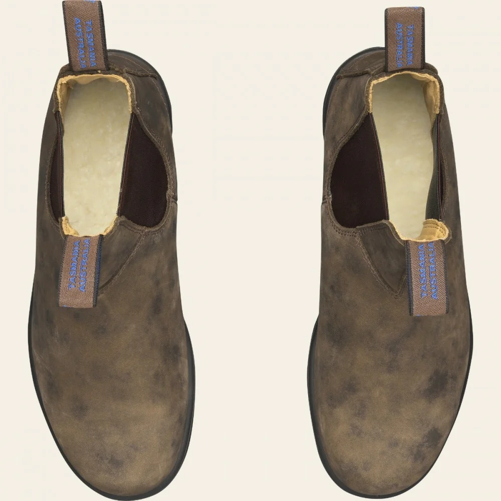 Blundstone Thermal 584 Chelsea Boot in Rustic Brown - Image 6