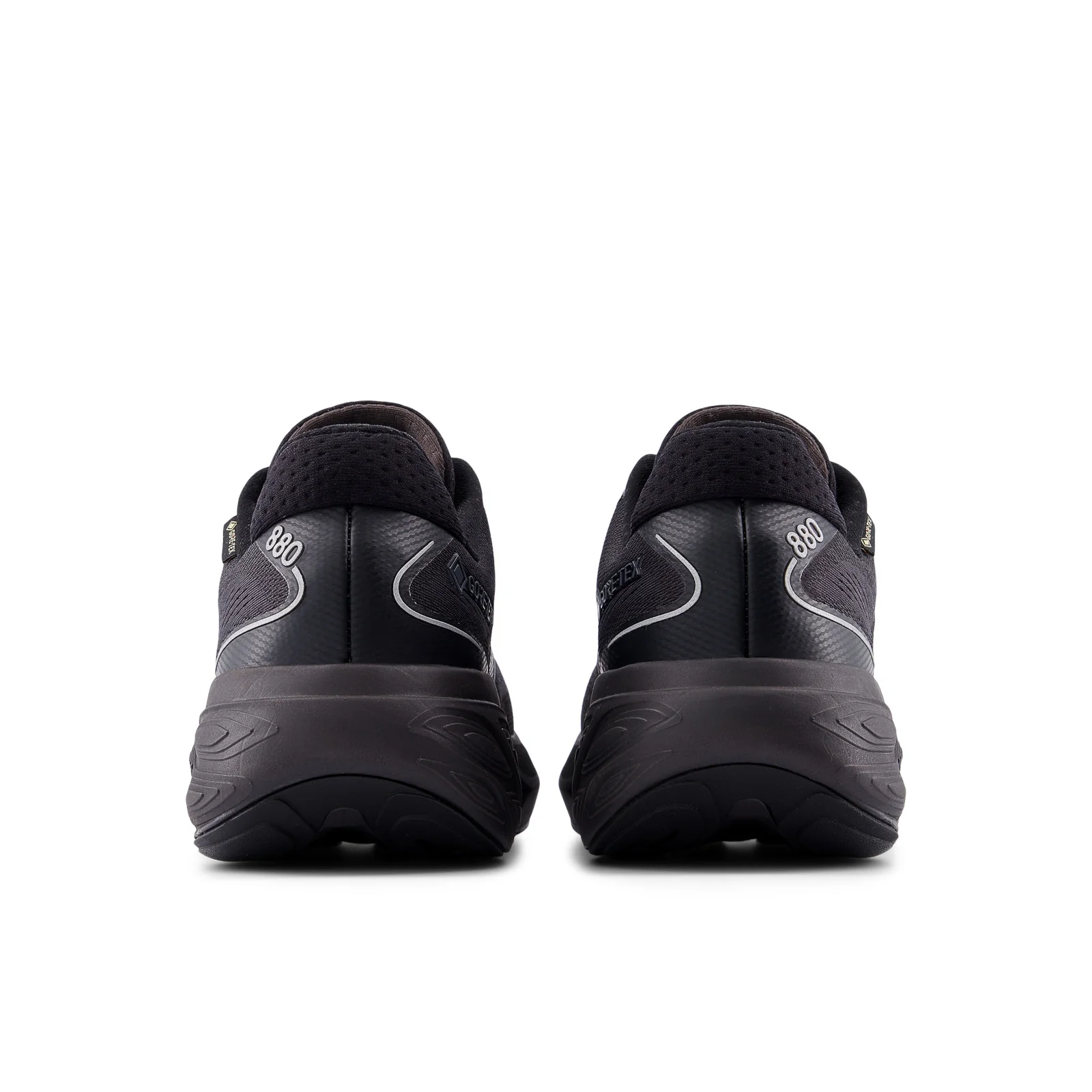 New Balance Men's Fresh Foam X 880v15 GORE-TEX® in Black with Castlerock and Silver Metallic - Image 3
