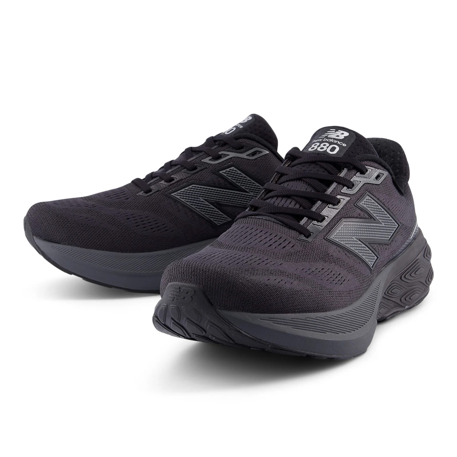 New Balance Men's Fresh Foam X 880v15 GORE-TEX® in Black with Castlerock and Silver Metallic - Image 4