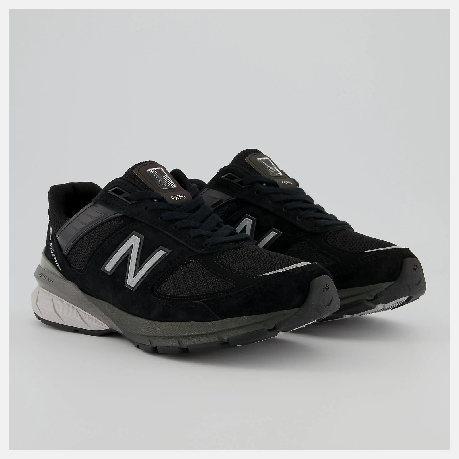New Balance Women's 990v5 - Image 3