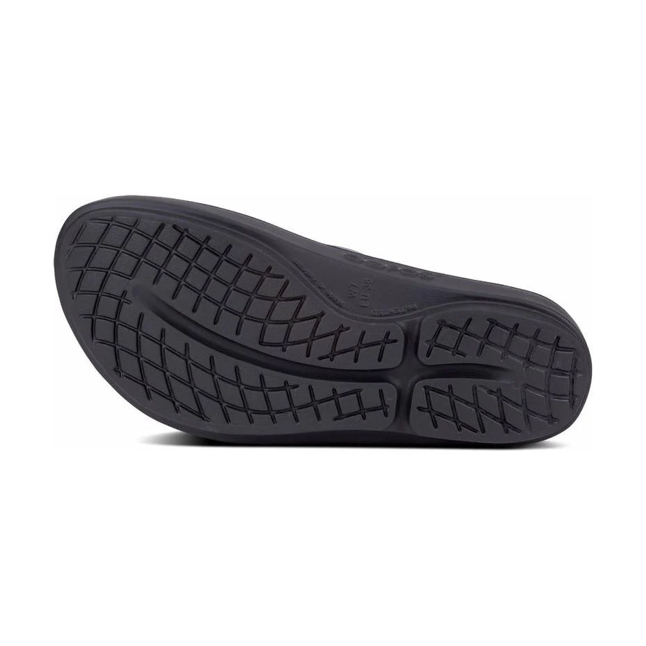 OOFOS Women's OOlala Thong Sandal in Black - Image 7