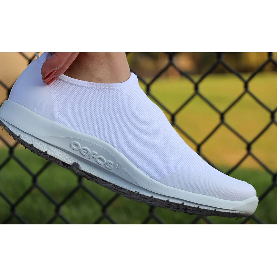 OOFOS Women's OOmg Sport Low Shoe in White - Image 4