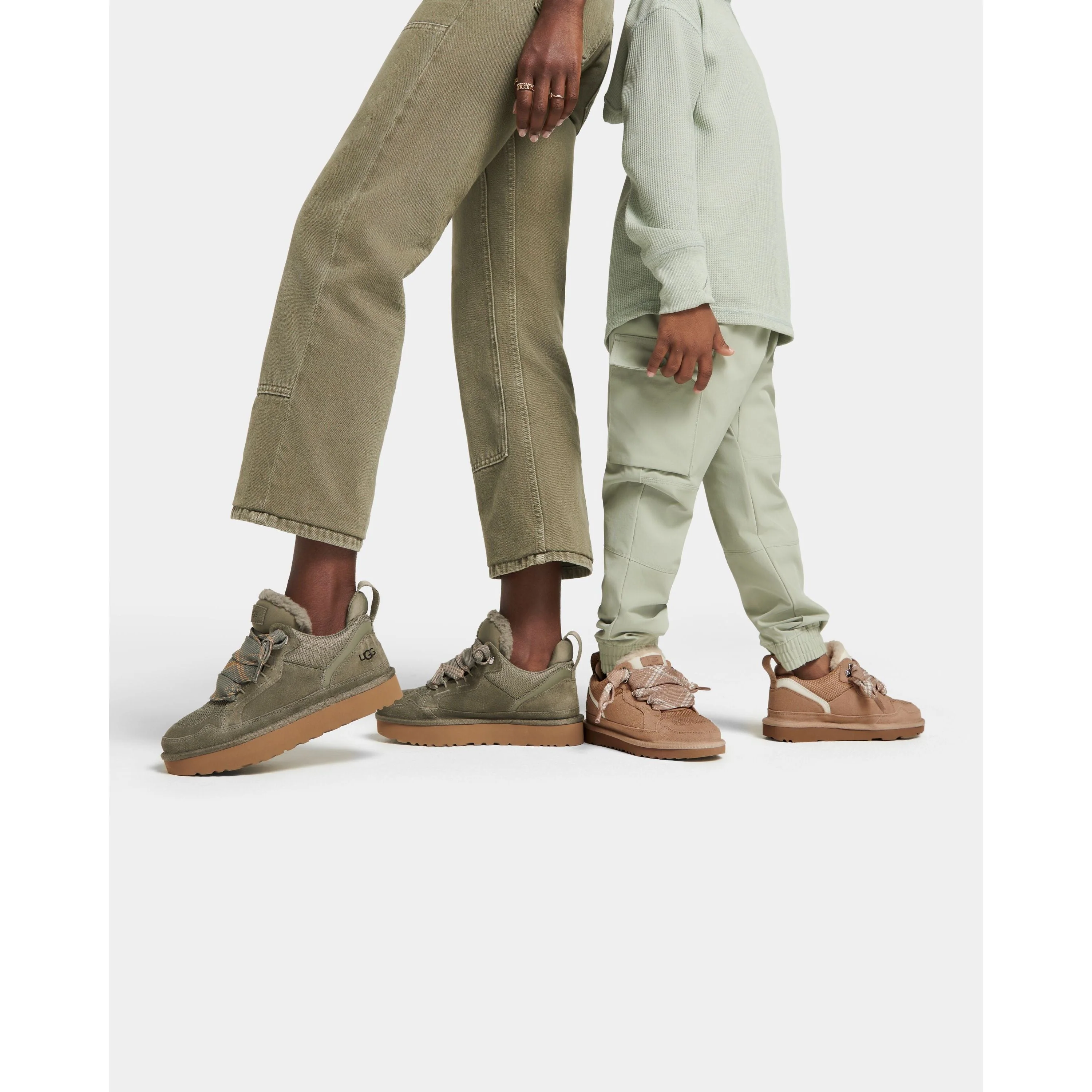 UGG Kid's Lowmel in Sand - Image 2