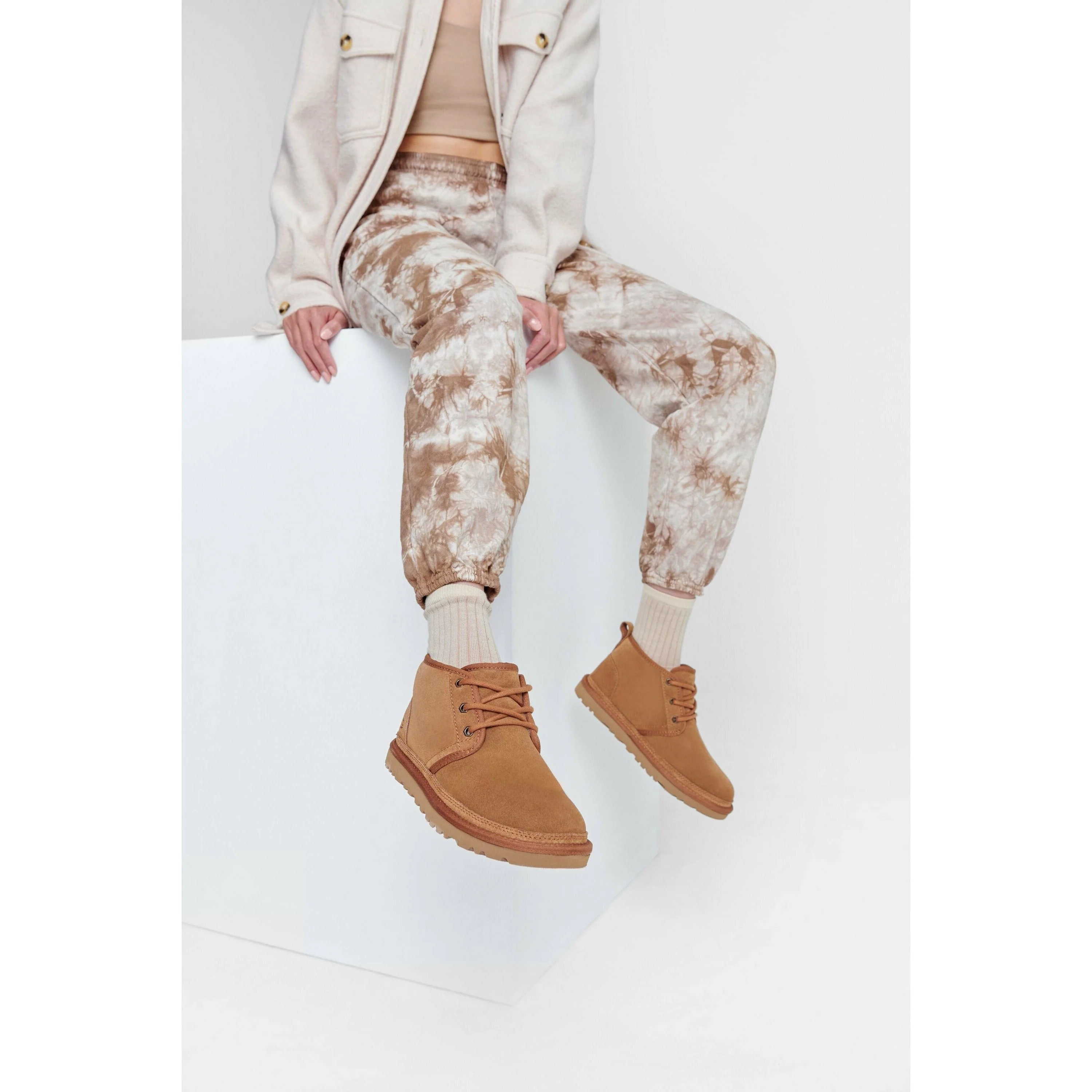 UGG Women's Neumel Boot in Chestnut - Image 7