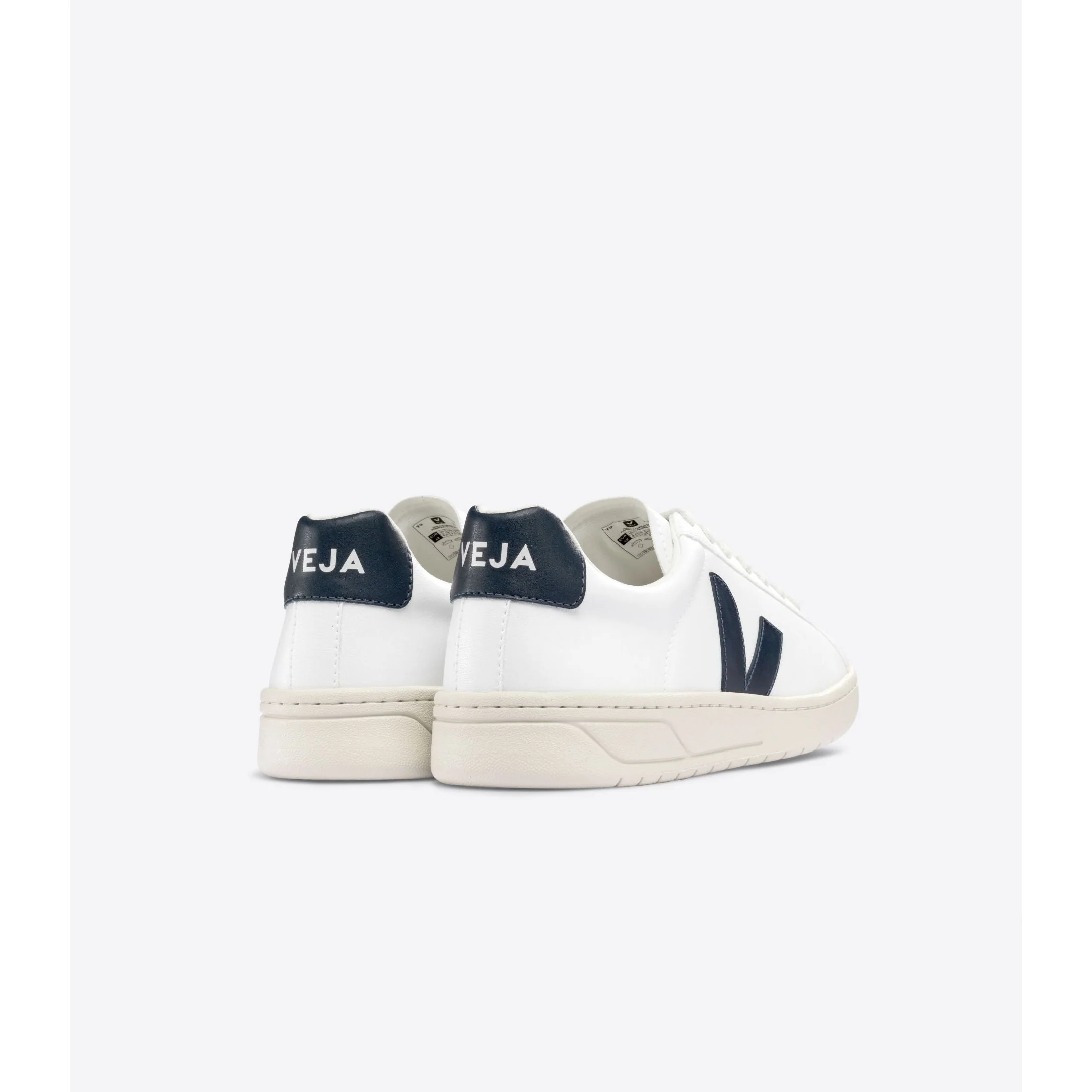 Veja Men's Urca CWL in White Nautico Butter - Image 3