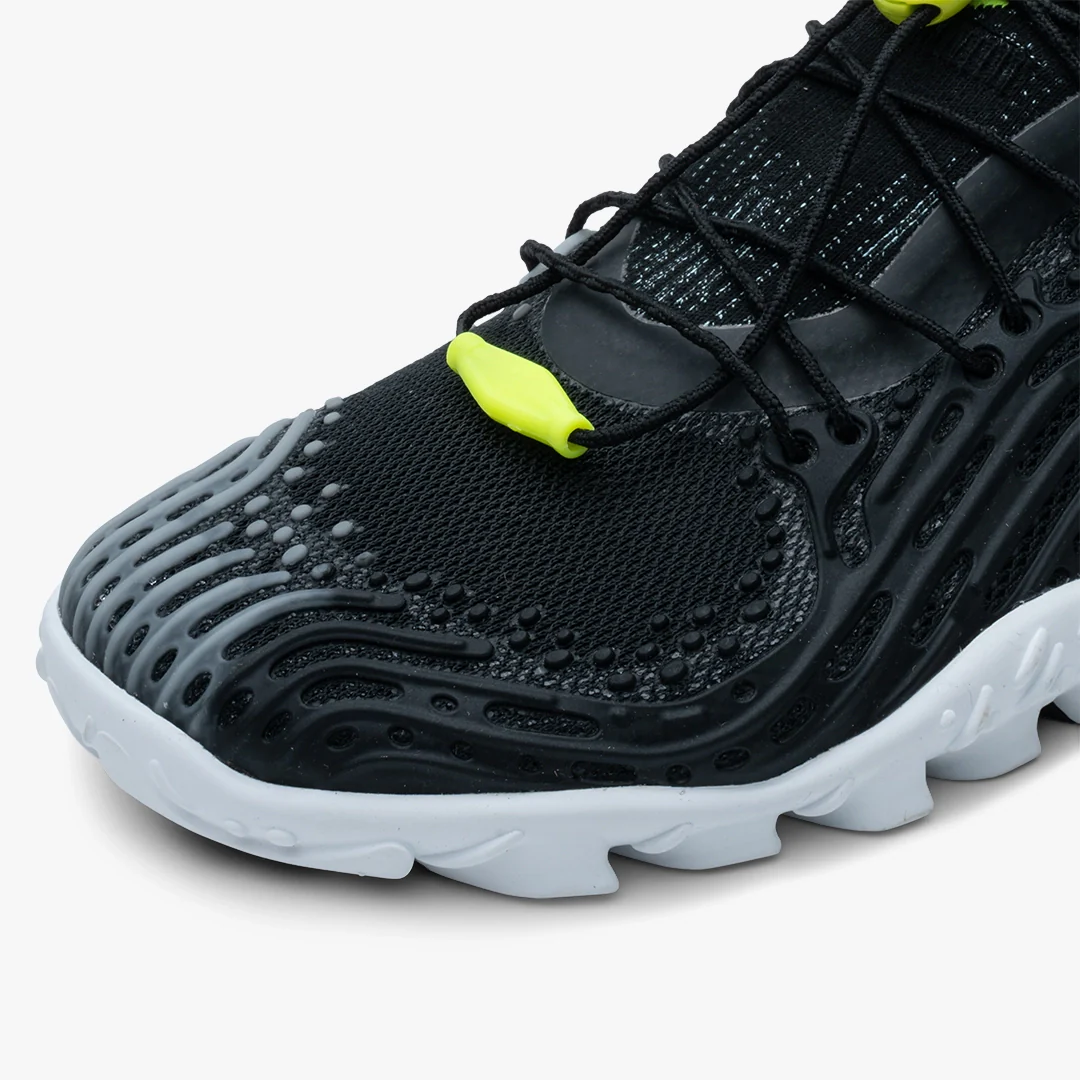 Vivobarefoot Women's Hydra Esc in Obsidian Safety Yellow - Image 5