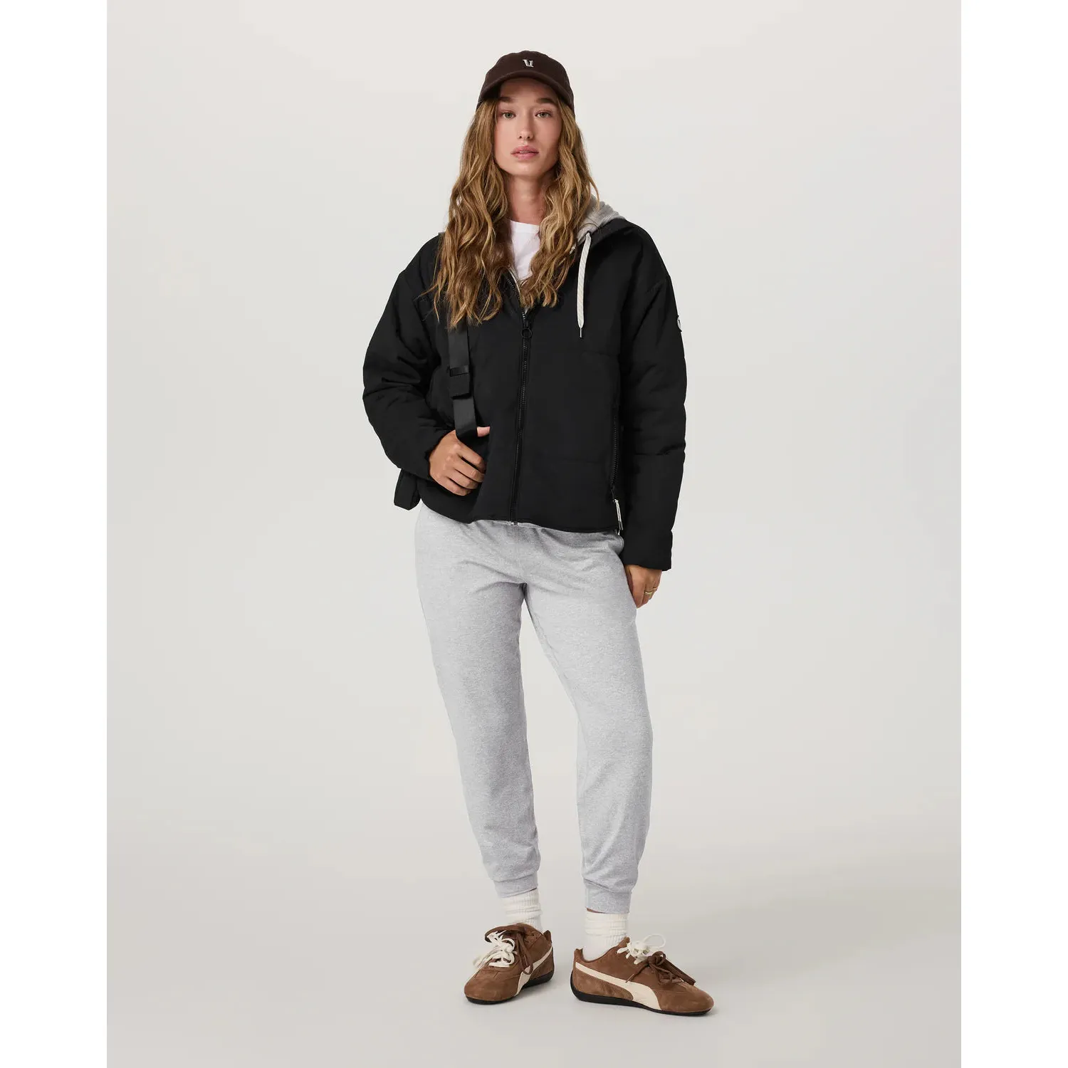 Vuori Women's Performance Jogger - Image 14