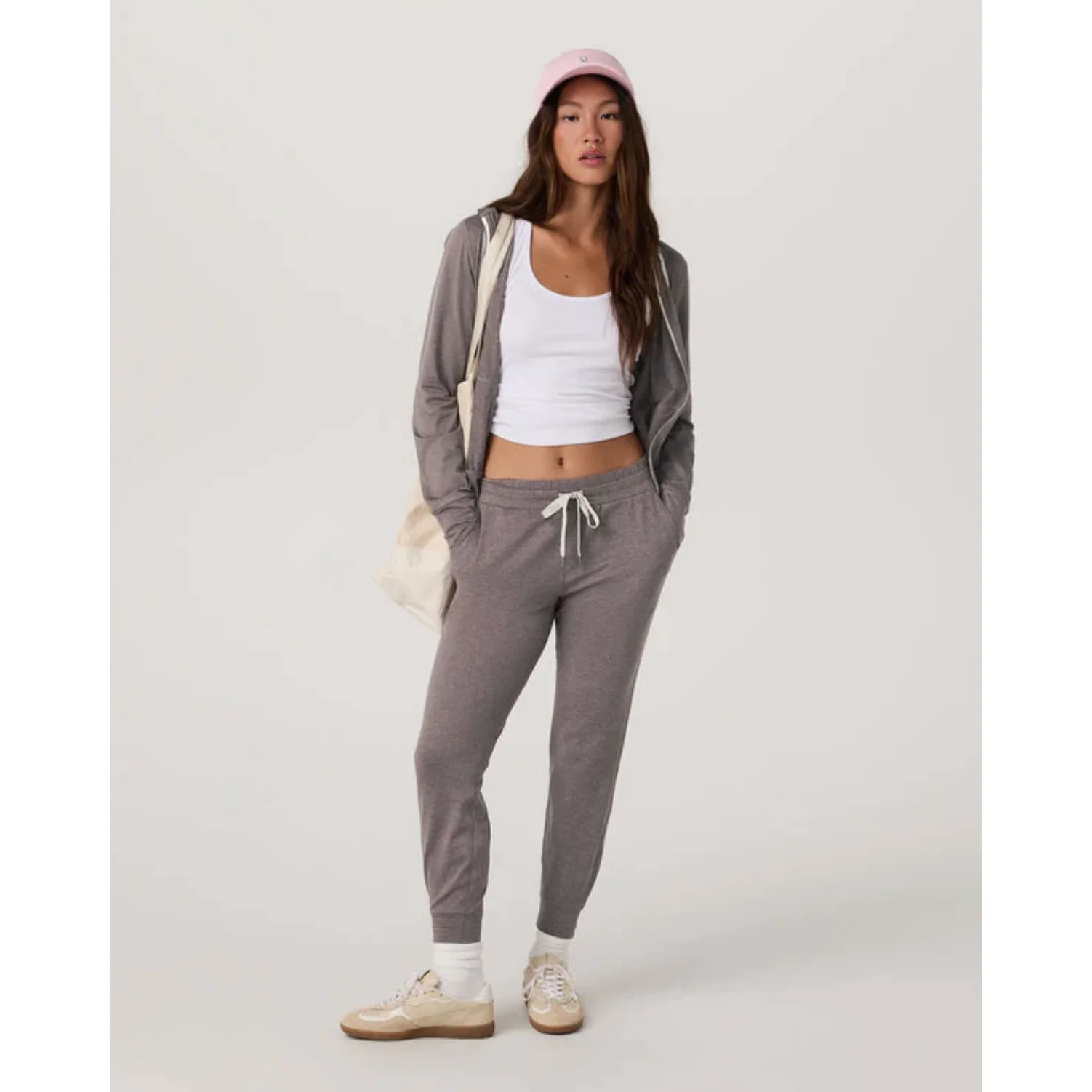 Vuori Women's Performance Jogger - Image 20
