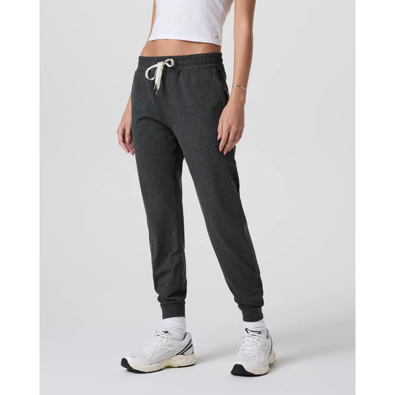 Vuori Women's Performance Jogger - Image 5